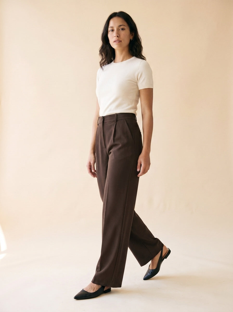 Women's High-Waist Straight Wide-Leg Trouser in Dark Brown - model