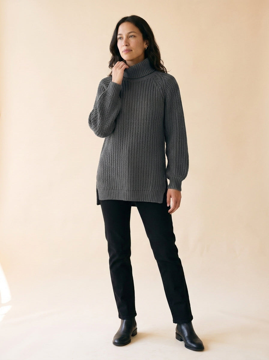 Women's Split-Hem Turtleneck Sweater in Gray - model