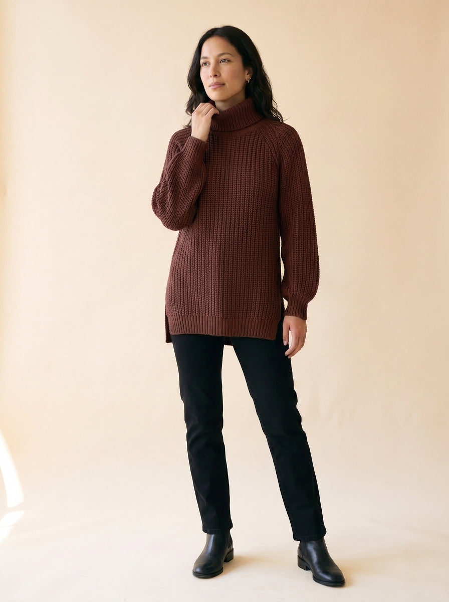 Women's Split-Hem Turtleneck Sweater in Maroon - model